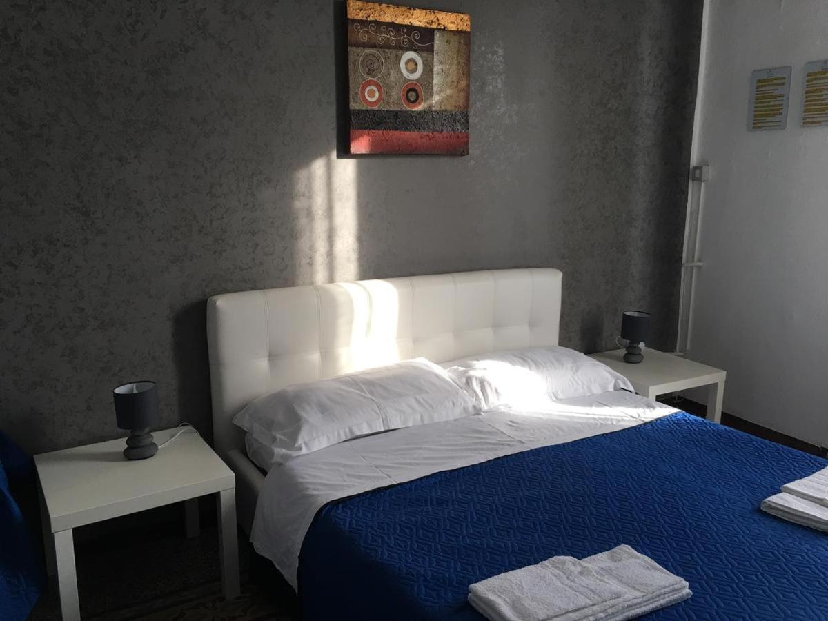 Stanze Di Leo Hotel Palermo Buitenkant foto