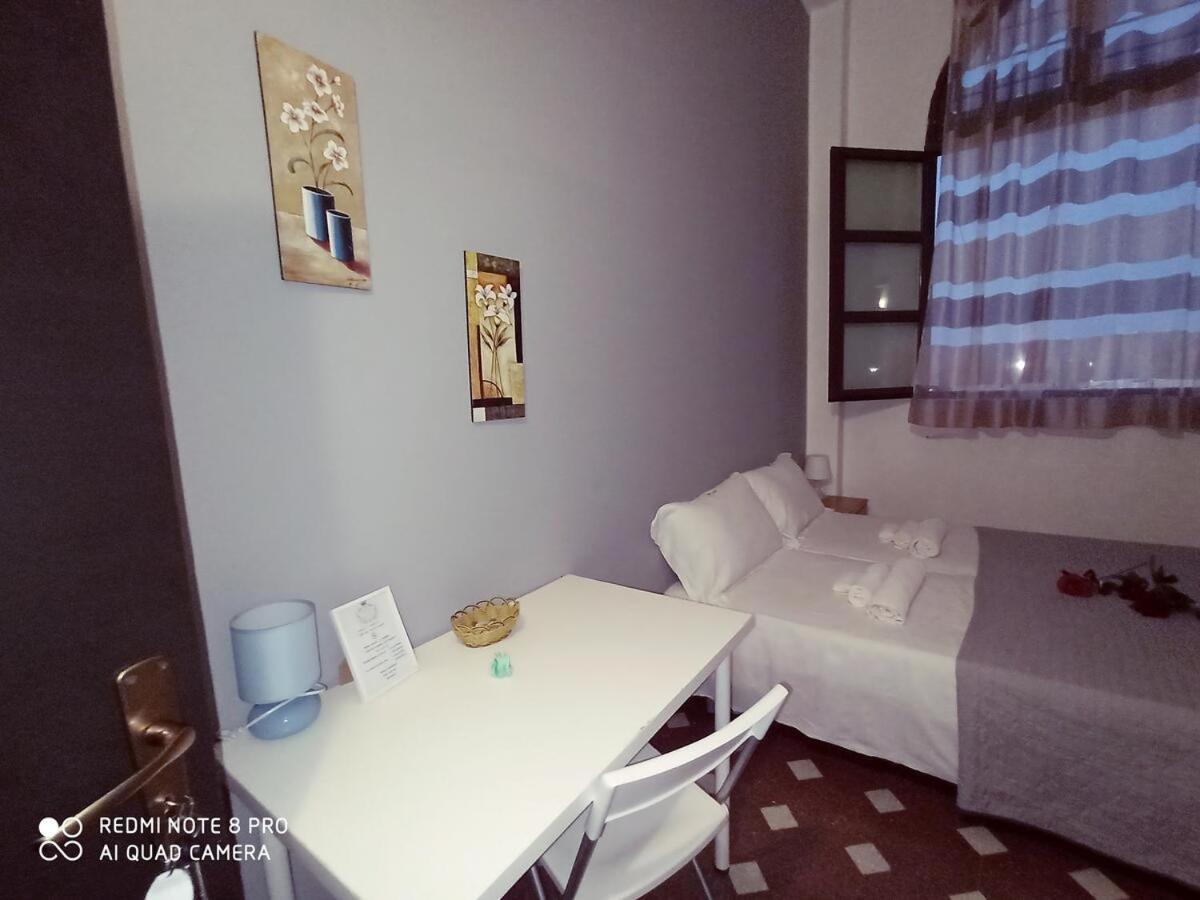 Stanze Di Leo Hotel Palermo Buitenkant foto